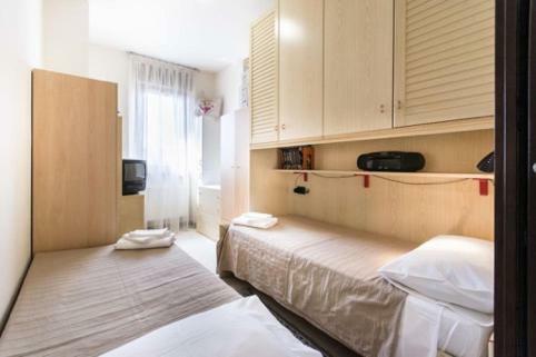 Suite Carpiano Melegnano Exterior foto